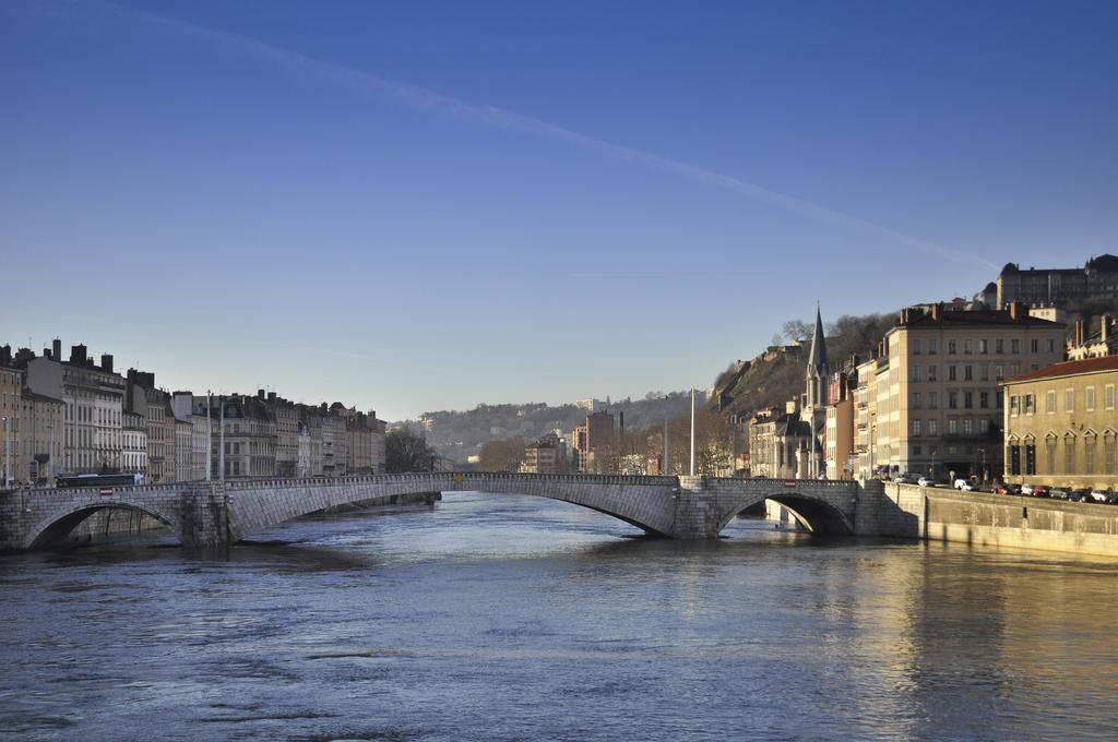 Ibis Budget Lyon Centre Confluence Exteriör bild